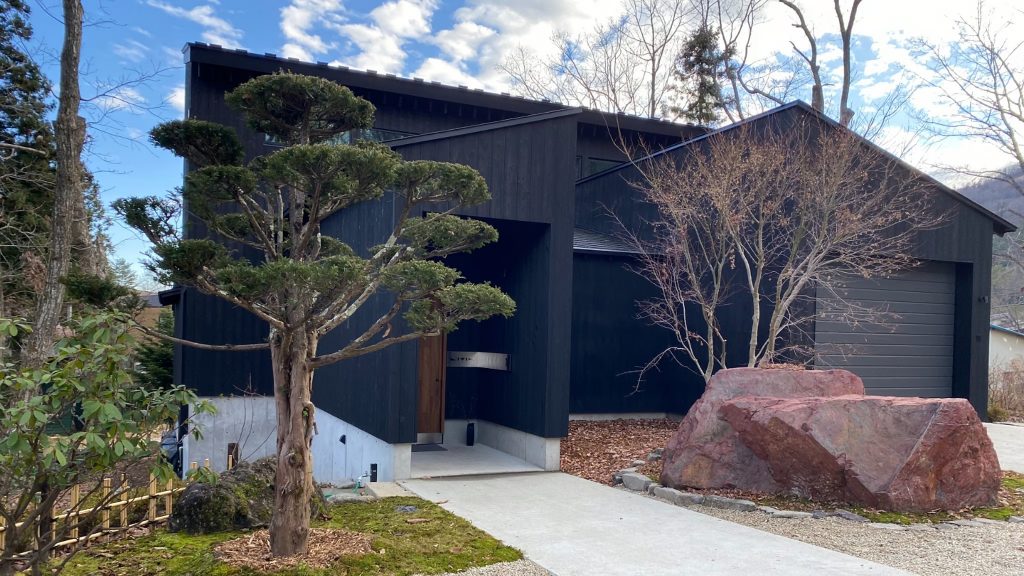 Aesthetic and spacious building to stay on nagano in summer family trip, Nivia Chalet