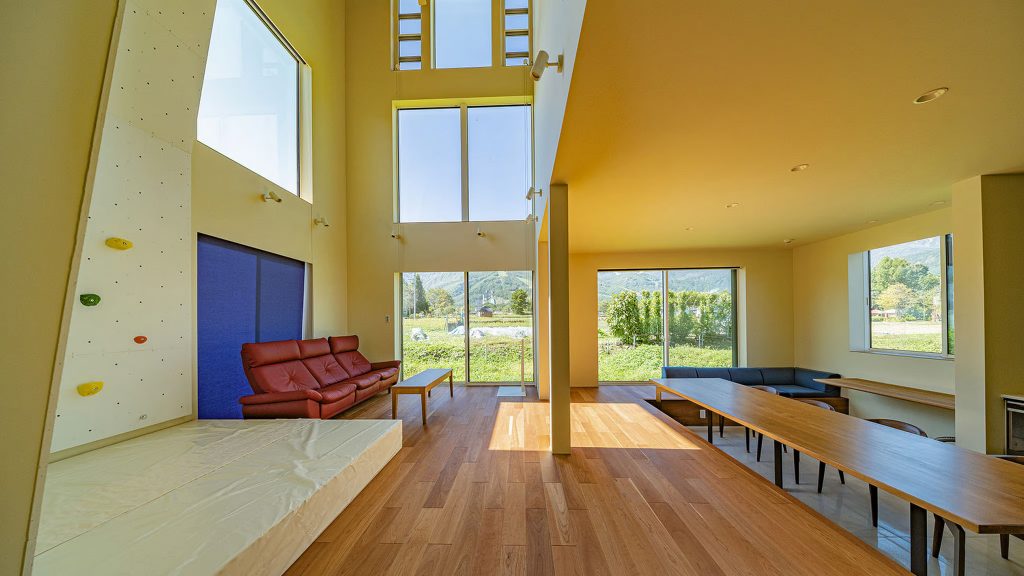 Colorful lounge area of Bikei Chalet