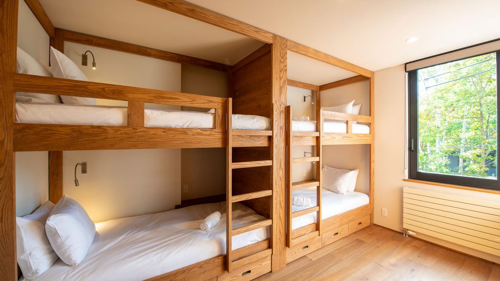 Bunk bed in Yuzen Chalet ideal for family ski trip to japan